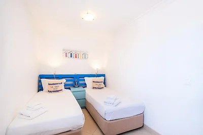 Apartment in Albufeira mit Zugang zum Pool