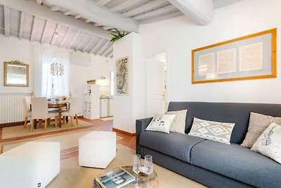 Penthouse-Apartment mit privatem Garten