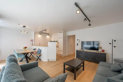 Zonnig appartement in hartje Duinbergen