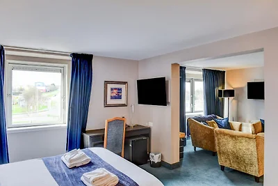 Brentwood Aberdeen City Centre | Camera...