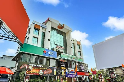 Collezione O Viman Nagar Downtown