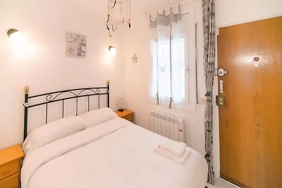 Apartment in Roses mit Blick auf den Kanal