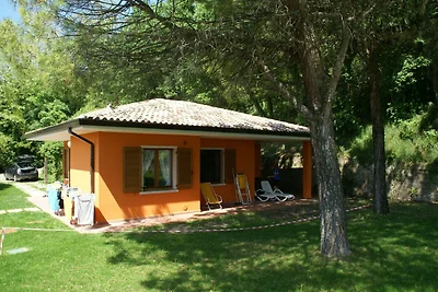 Luxuriöser Bungalow in Garda mit Pool