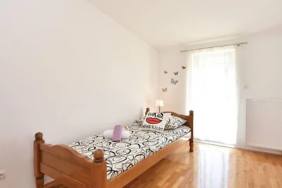 Five Bedroom Holiday Home