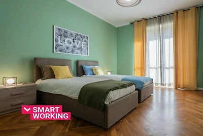 Wohnung in Torino mit Balkon und Parken