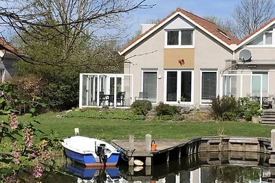 Ferienhaus in Makkum mit Schwimmbecken