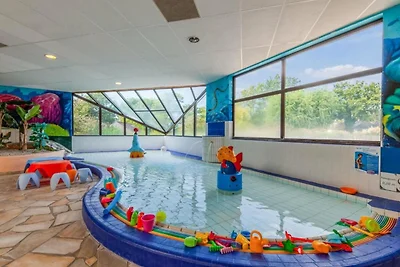 Splendido bungalow con piscina per 6 persone