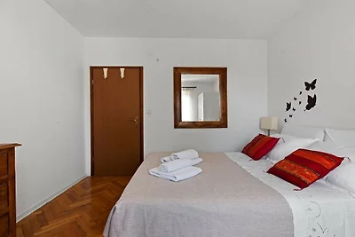 Appartement avec piscine à Vabriga