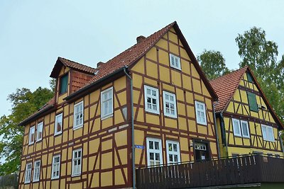 Freistehendes Fachwerkhaus in Landau mit Holz...