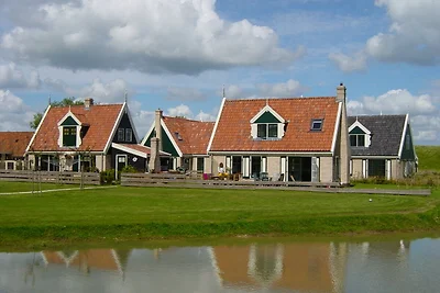 Villa in Hippolytushoef mit Meeresstrand