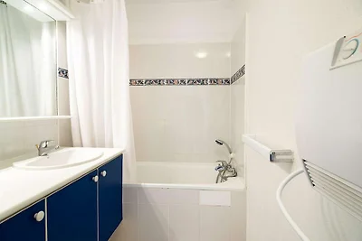 Apartamento junto al campo de golf con...