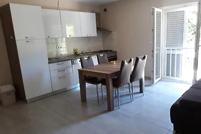 Juliet Orebić Holiday Apartments - Classic Ap...