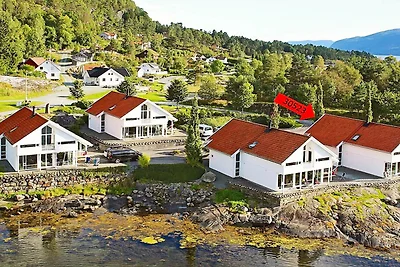 12 Personen Ferienhaus in Jelsa