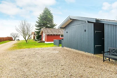 6 persone case ad Bjert