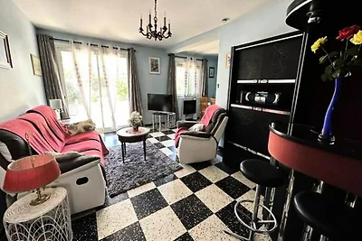 Apartment in Six Fours in der Nähe des Strand...