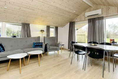 4 sterren vakantie huis in Væggerløse-By...
