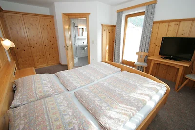 Sonnige Ferienwohnung in Skigebiet-Nähe in...