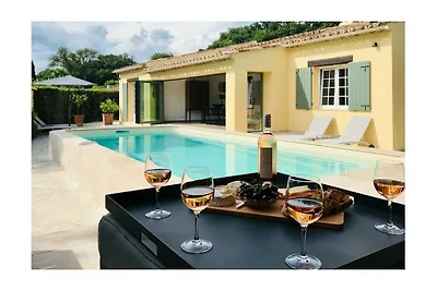 Ferienhaus in Grimaud mit Schwimmbecken