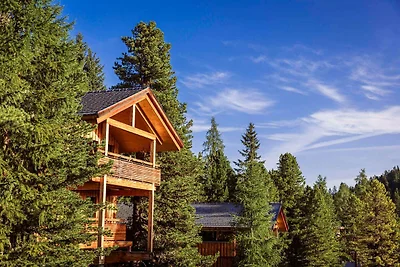 Großzügiges Chalet mit Whirlpool im Freien