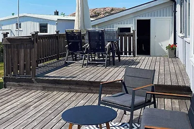 12 persone case ad LYSEKIL-By Traum