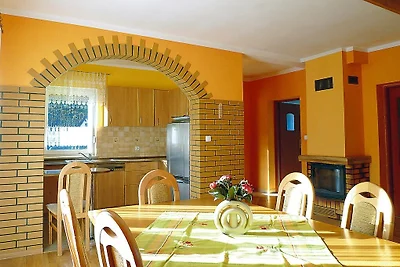 Casa vacanze per 10 persone, vicino al lago