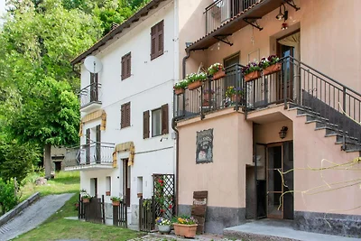 Ferienhaus mit Garten im ligurischen...