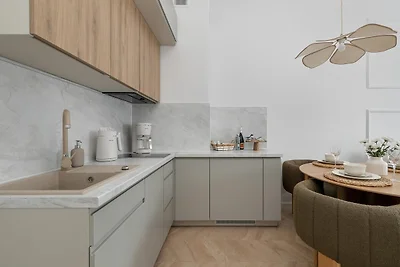 Komfortables Apartment, Innenpool, Strandnähe