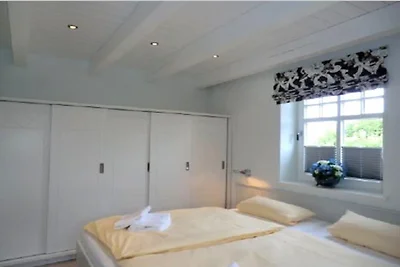 Ferienhaus in Wyk mit Schwimmbecken