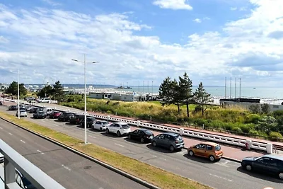 L'accogliente parcheggio-balcone con vista...