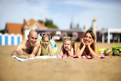 Mobilheim mit beheiztem Schwimmbad
