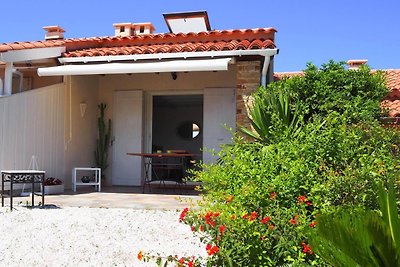 Grazioso cottage con vista sul mare, Le...