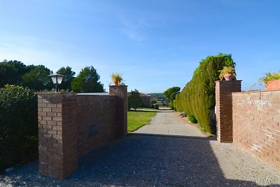 Villa in Garrigoles mit privatem Pool