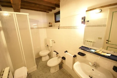 Schöne Wohnung mit privater Terrasse