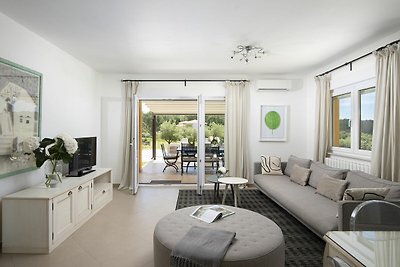 Luxe villa met privé zwembad en rustige liggi...