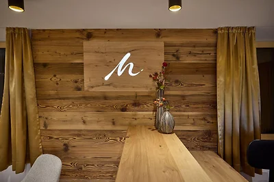 Moderne Suite mit Wintergarten