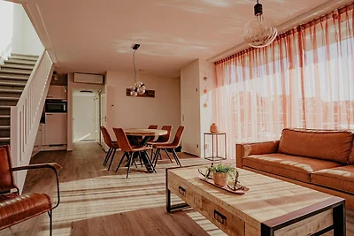 Modern toevluchtsoord aan het water