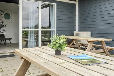 18 Personen Ferienhaus in Harboøre