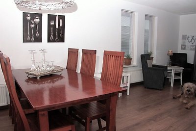 Ruim vakantiehuis in Zeewolde met een riante...