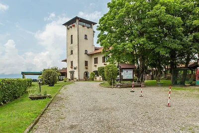 Bauernhaus in Verbania mit Garten
