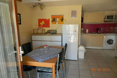 Ferienhaus in Gruissan mit Schwimmbecken