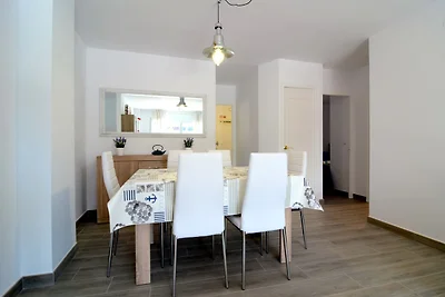 Appartement met 2 kamers en tuin