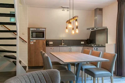 Casa ristrutturata con lavastoviglie, Breda a...
