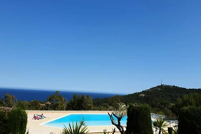 Wohnung in Agay mit Meerblick & Pools