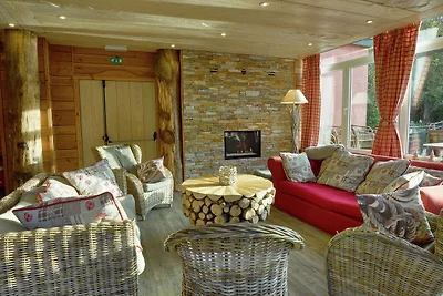 Luxurious Mansion in Stoumont with Indoor...