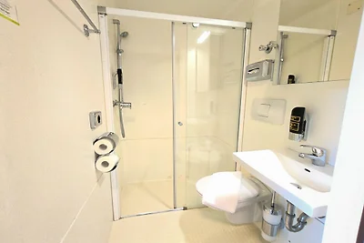 Bendorf Hotel by Belvilla Doppelzimmer mit...