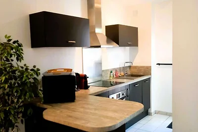 Wohnung in Grimaud mit Blick auf den Pool