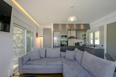Charmante villa in Agia Triada