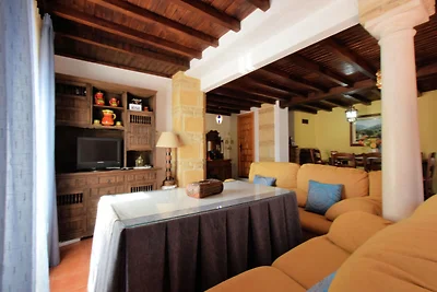 Modernes Ferienhaus mit Pool