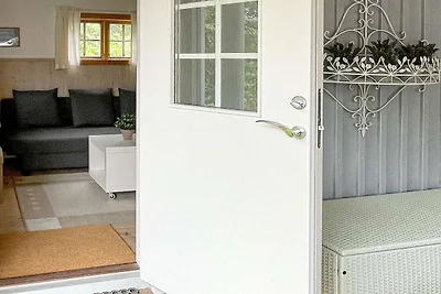 4 Personen Ferienhaus in Drottningskär-By...