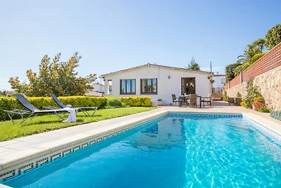 Luxuriöse Villa mit privatem Pool